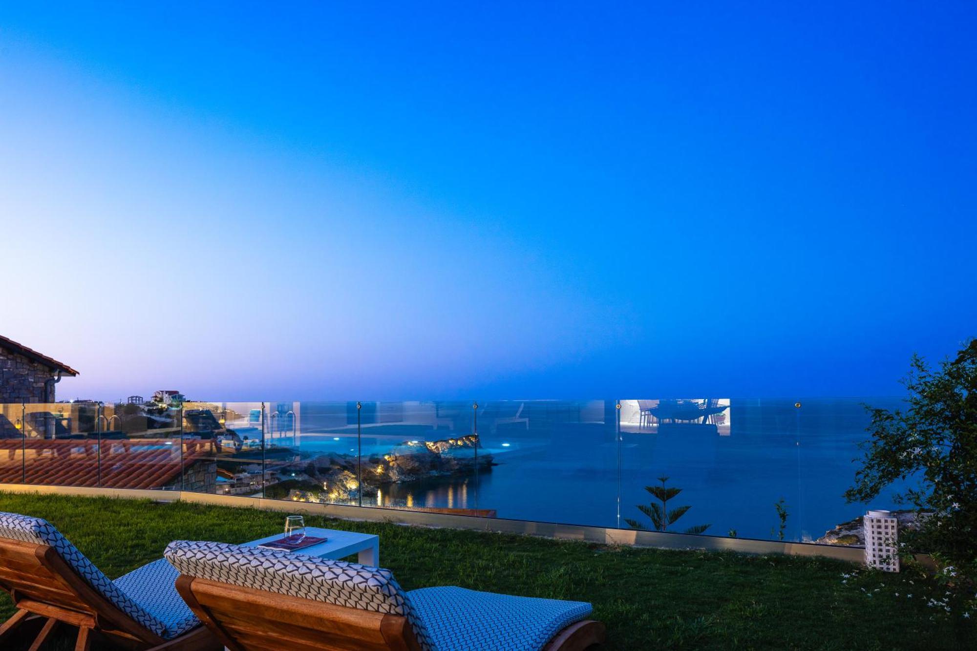 Villa Ligaria Pinnacle Luaran gambar